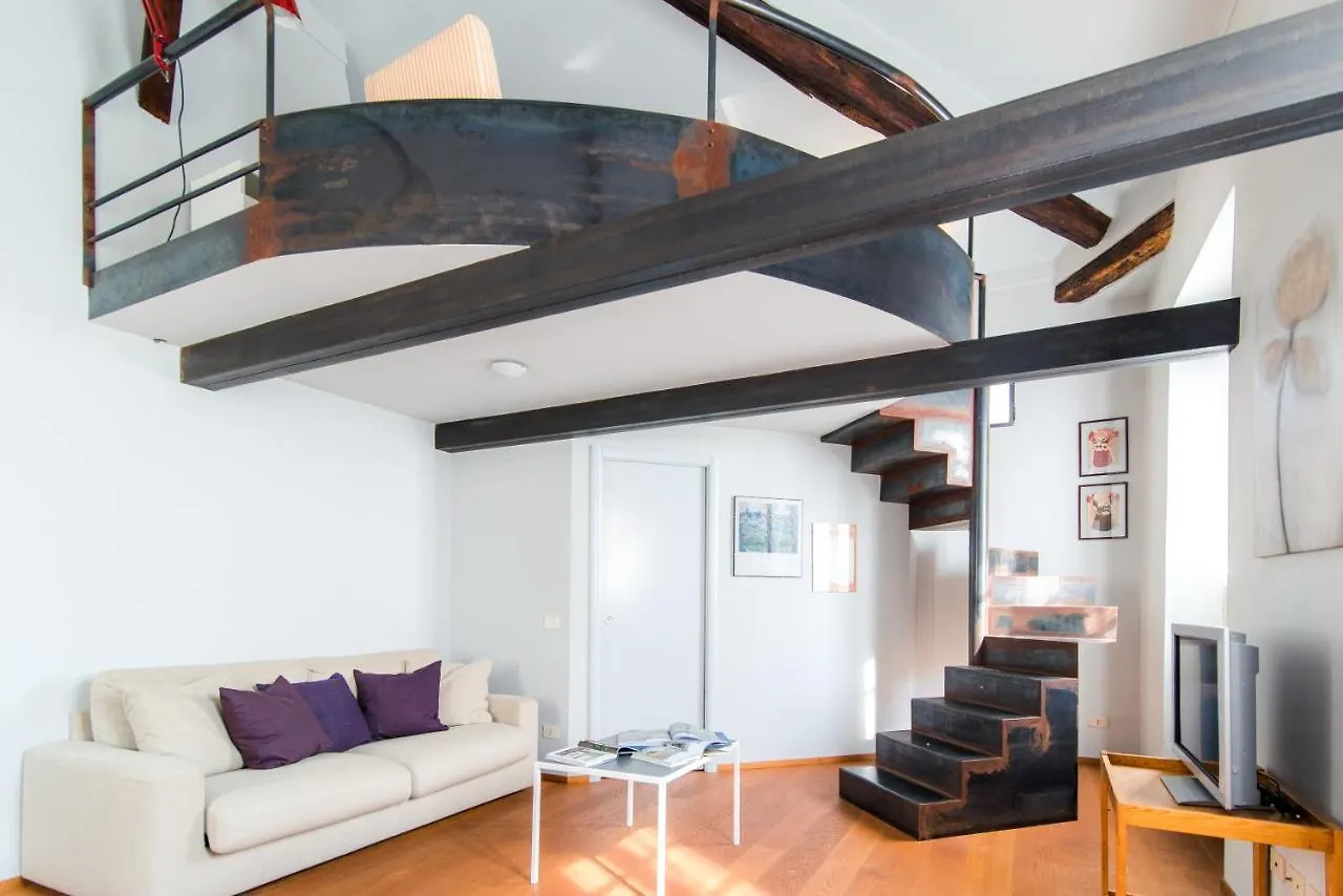 Antica Via Volta - The House Of Travelers Apartment Como 0*,