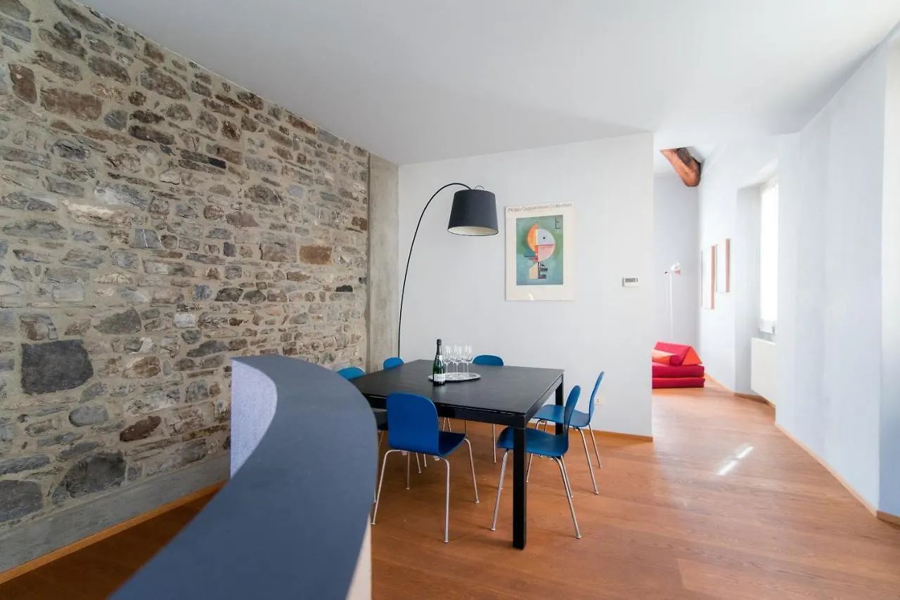 Antica Via Volta - The House Of Travelers Apartment Como
