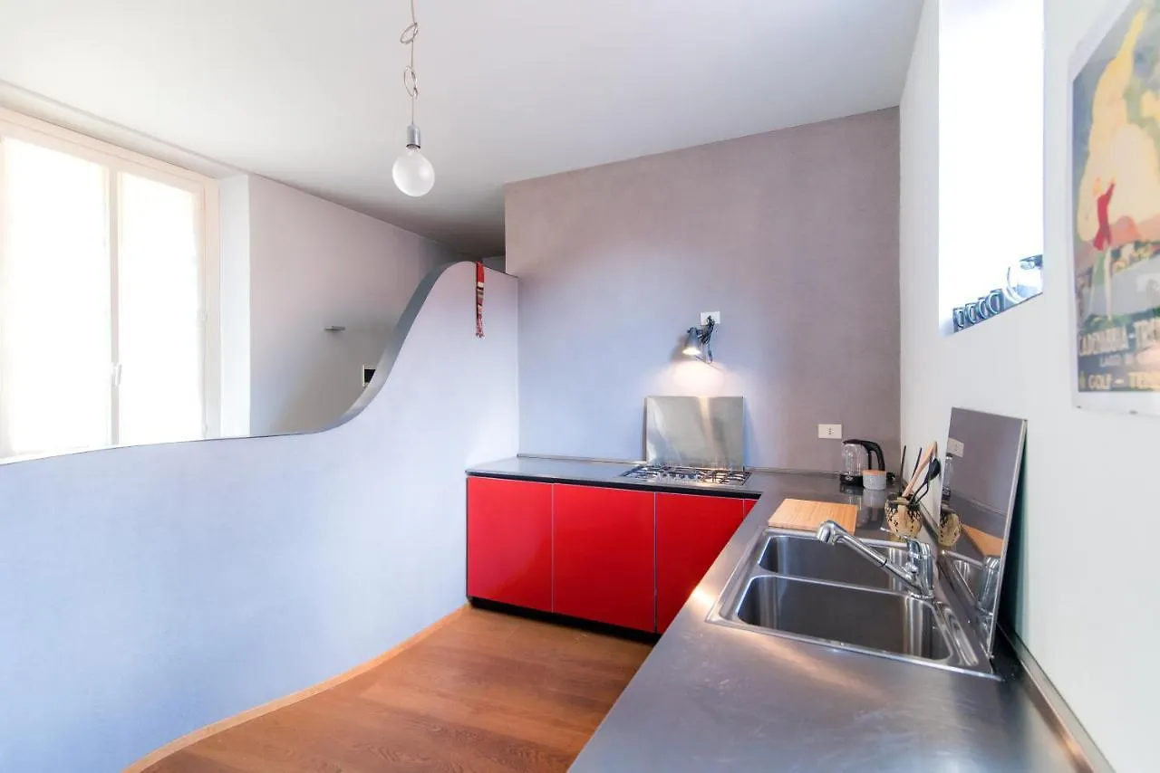 Antica Via Volta - The House Of Travelers Apartment Como
