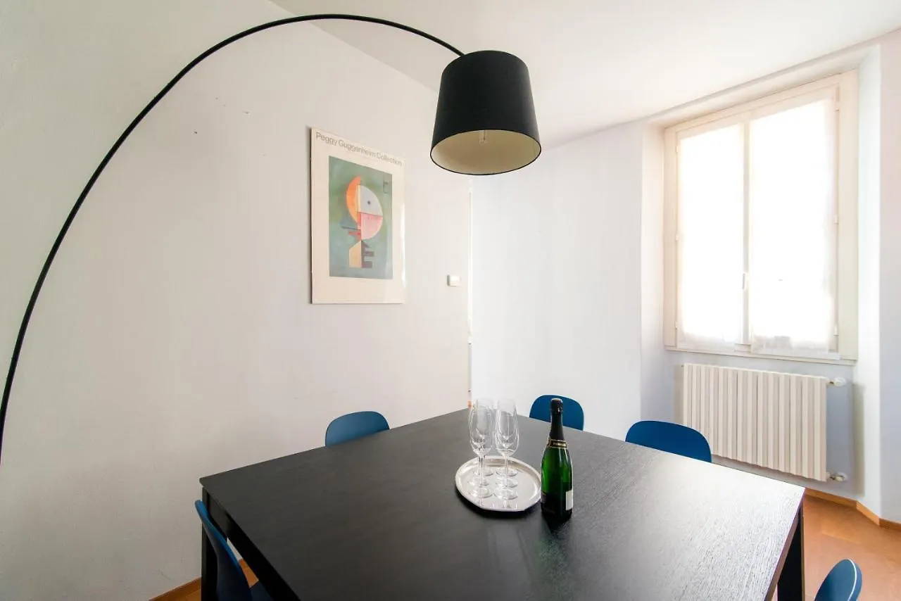 Antica Via Volta - The House Of Travelers Apartment Como