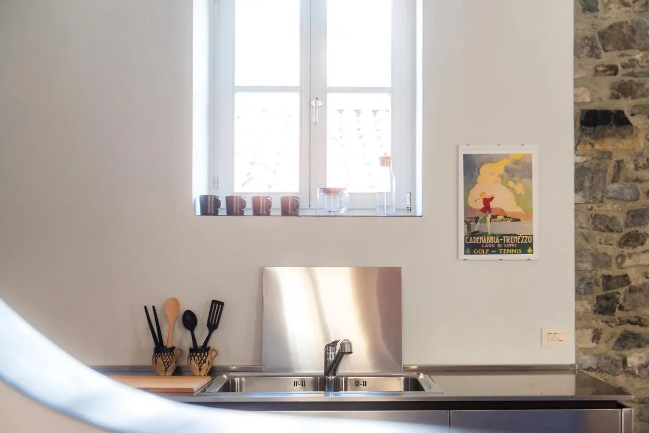 Antica Via Volta - The House Of Travelers Apartment Como Italy