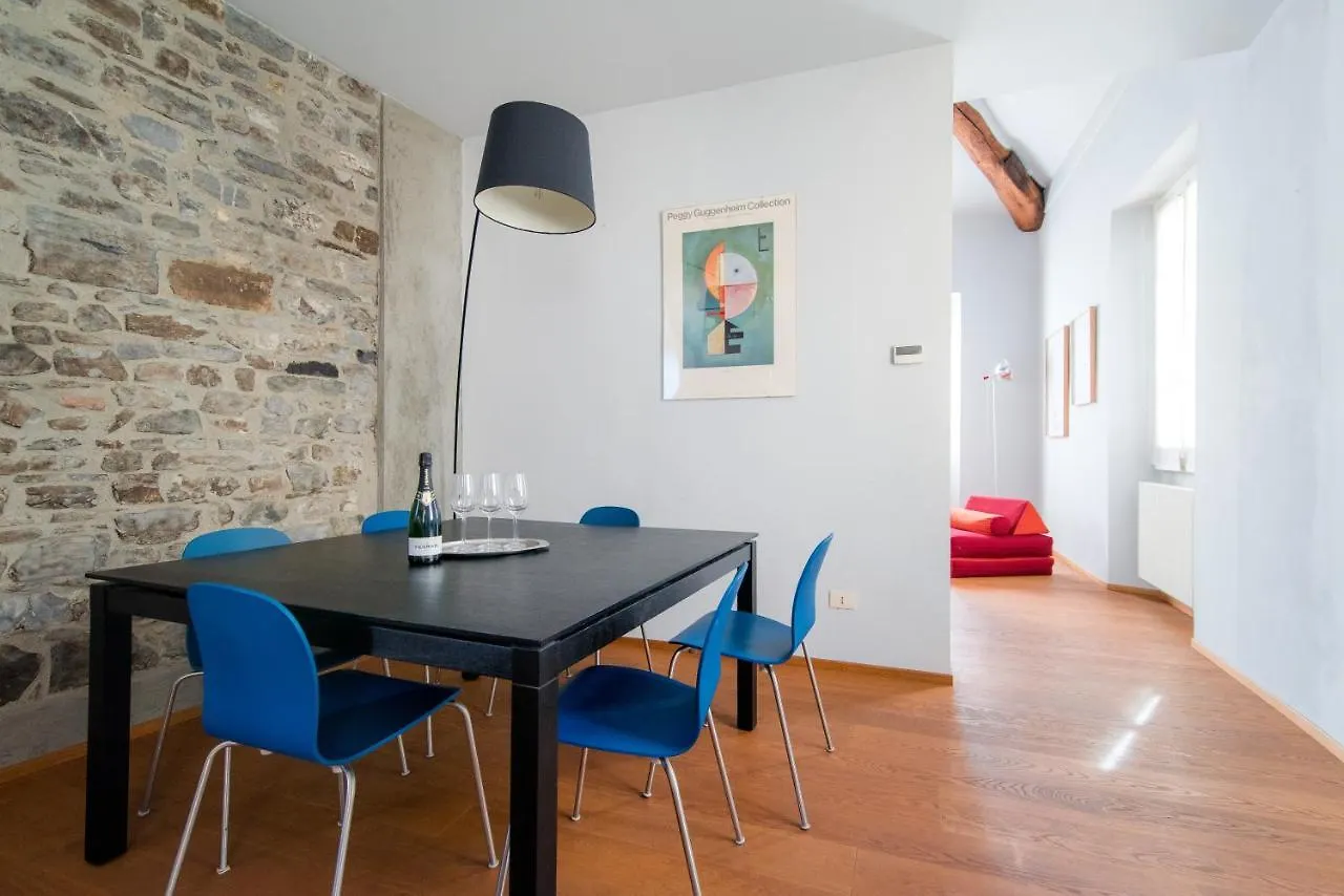 Antica Via Volta - The House Of Travelers Apartment Como